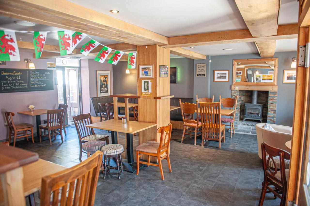 The Lion Hotel Blaenavon المظهر الخارجي الصورة